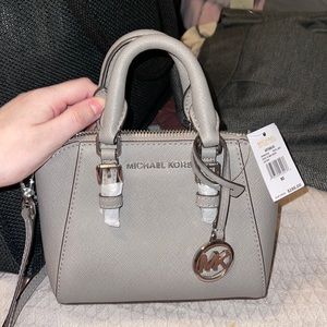 NWT MICHAEL KORS XS MINI CROSSBODY CIARA